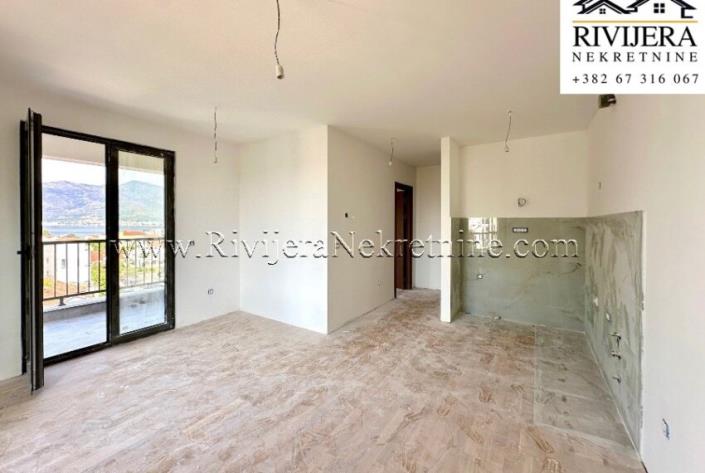 Image No.11-2 Bed Flat for sale
