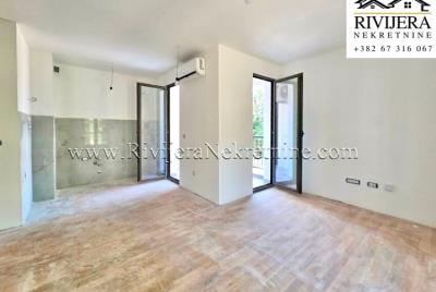 prodaja_Sale_prodaza_riviejra_nekretnine_Tivat_Ads_Ad_oglasi_-2-850x570