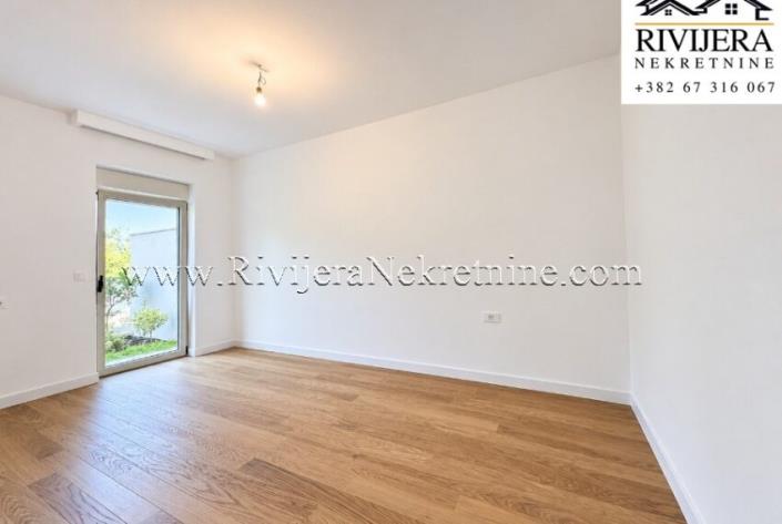 Image No.4-2 Bed Flat for sale