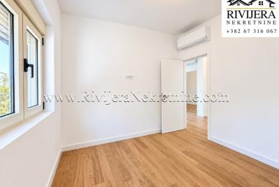 nekretnina_07_prodaja_prodaza_sale_rivijera_nekretnine_Ads_Ad_oglasi_Kotor_boka_bay_-9-850x570