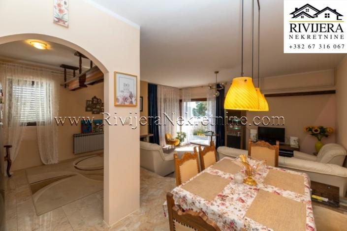 Image No.3-4 Bed House for sale