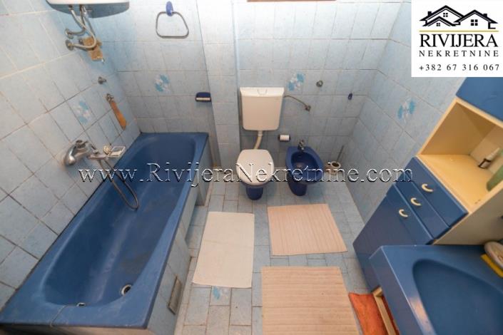 Image No.24-4 Bed House for sale