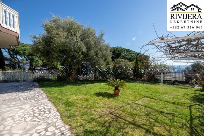 Image No.21-4 Bed House for sale