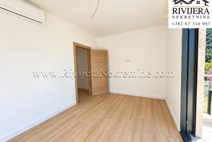Image No.8-1 Bed Flat for sale