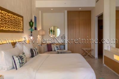 prodaja_prodaza_Sale_rivijera_nekretnine_Ads_ad_Tivat_Lustica_bay_oglasi-6-850x570