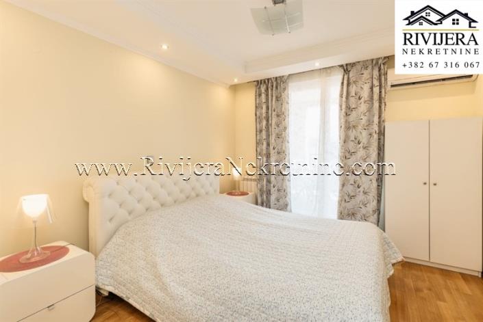 Image No.12-6 Bed Apartment for sale