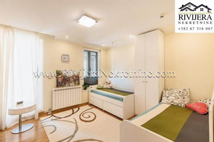 Image No.14-6 Bed Apartment for sale