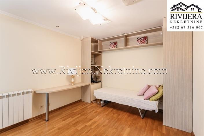 Image No.15-6 Bed Apartment for sale