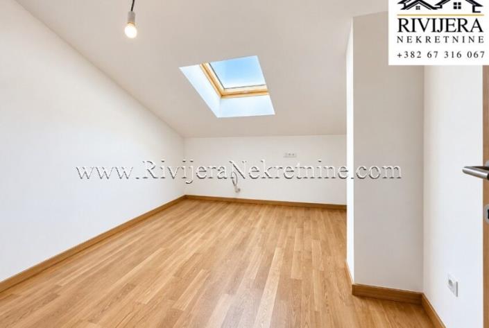 Image No.10-3 Bed Flat for sale