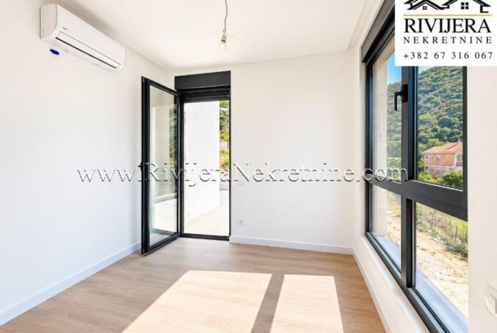 Image No.10-1 Bed Flat for sale
