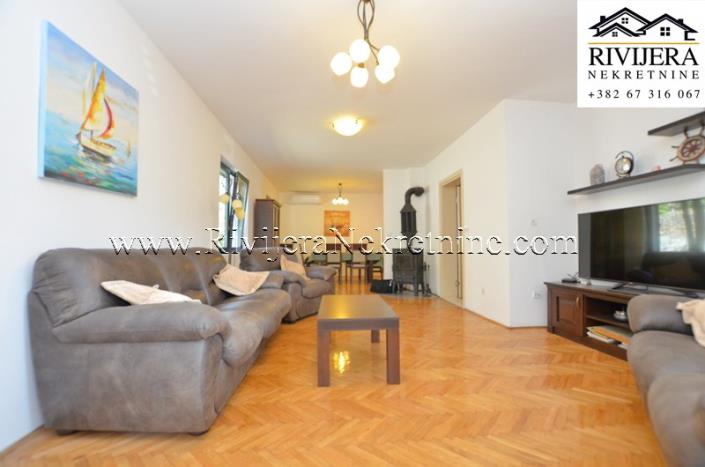 Image No.10-3 Bed House for sale