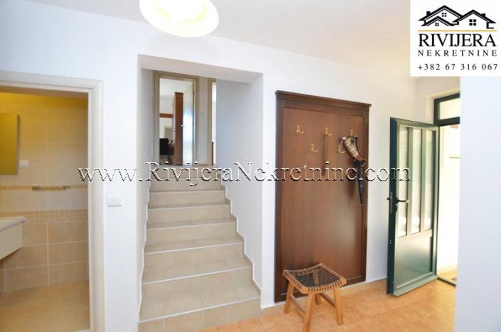 Image No.12-3 Bed House for sale