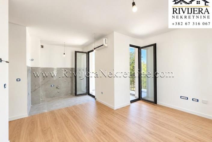 Image No.8-1 Bed Flat for sale