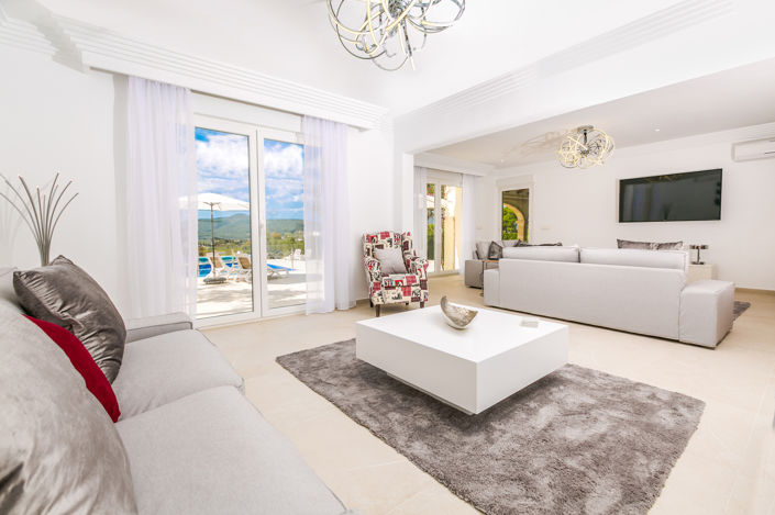 Image No.14-6 Bed Villa for sale