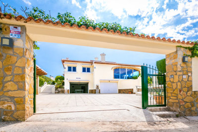 16247-villa-for-sale-in-javea-1097308-large