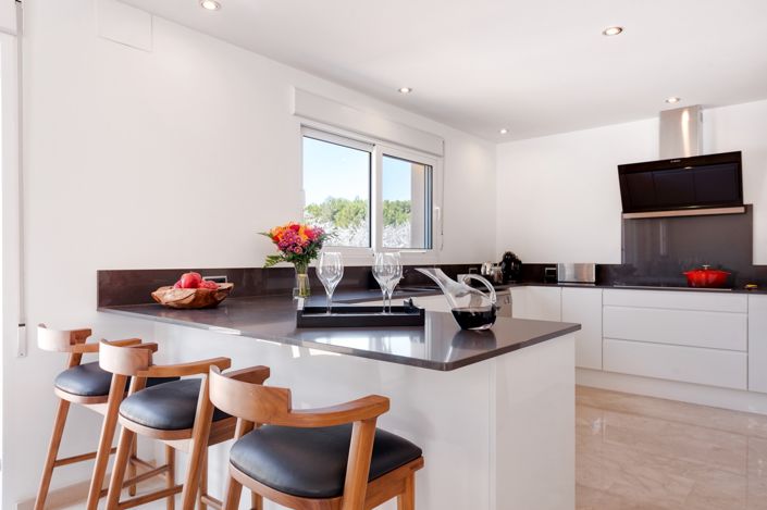 Image No.8-4 Bed Villa for sale