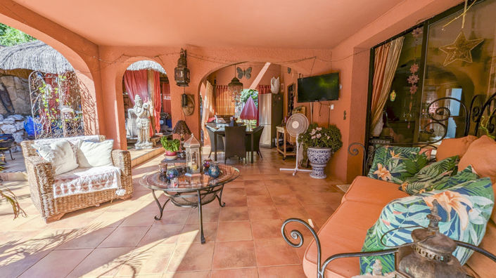 Image No.17-4 Bed Villa for sale