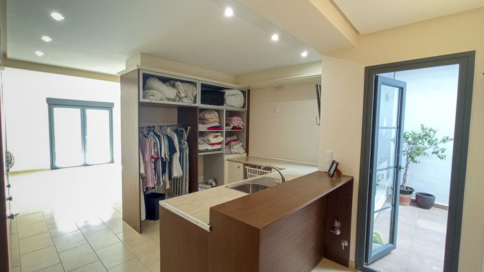 Image No.22-5 Bed Townhouse for sale