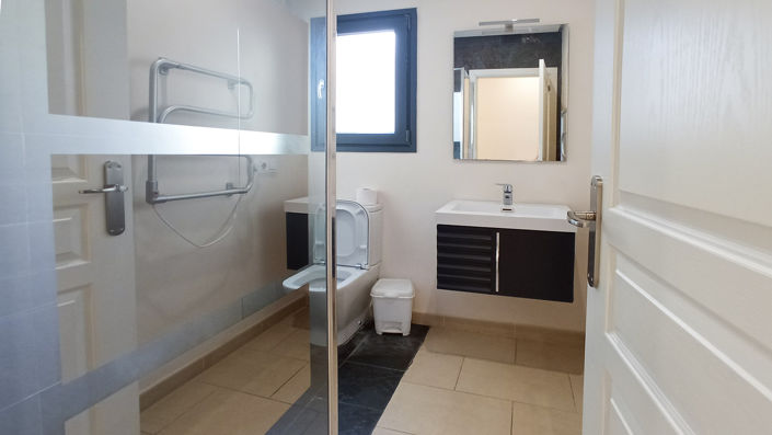 Image No.6-5 Bed Townhouse for sale