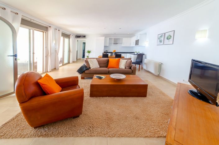 Image No.25-6 Bed Villa for sale