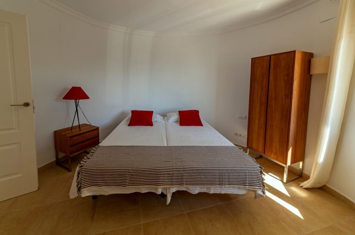 Image No.28-6 Bed Villa for sale