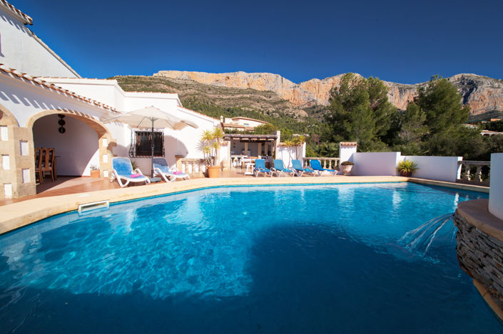 Image No.2-Villa de 4 chambres à vendre à Javea