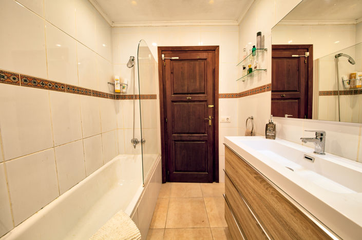 Image No.24-4 Bed Villa for sale