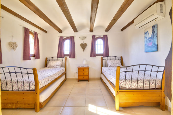 Image No.28-4 Bed Villa for sale