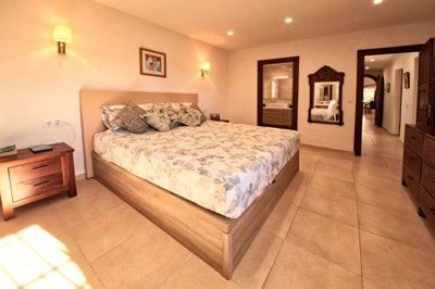 17767-villa-for-sale-in-javea-1357902-large