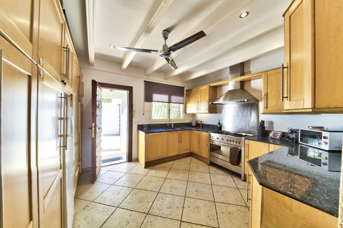 Image No.3-5 Bed Villa for sale