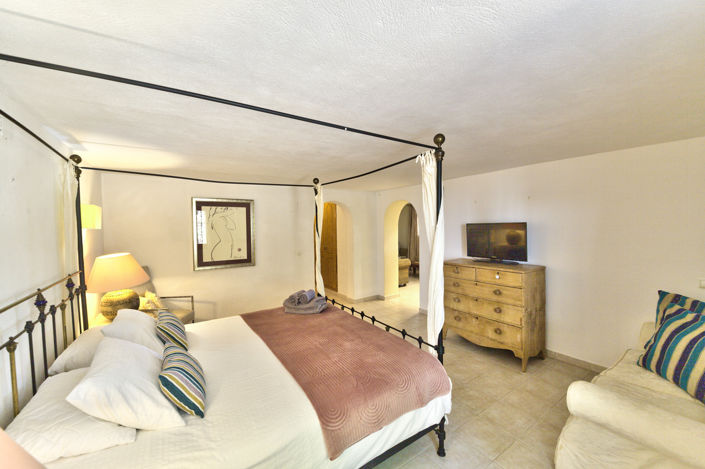 Image No.33-5 Bed Villa for sale