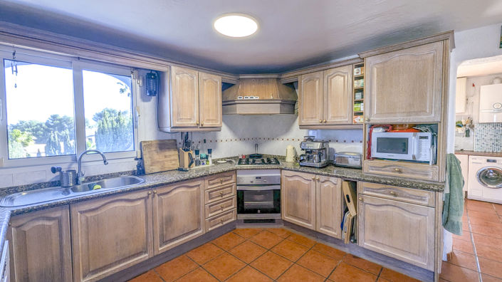 Image No.39-5 Bed Villa for sale