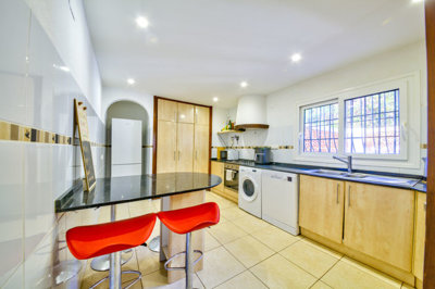 17862-villa-for-sale-in-javea-1408809-large