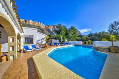 17862-villa-for-sale-in-javea-1408818-large