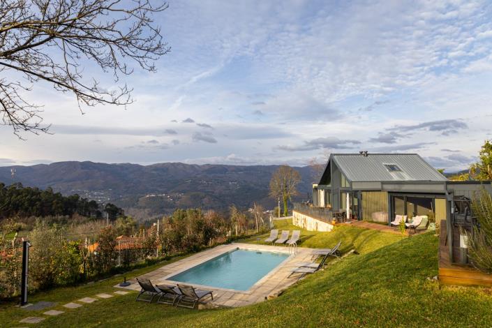 Image No.1-Propriété de pays de 7 chambres à vendre à Terras do Bouro