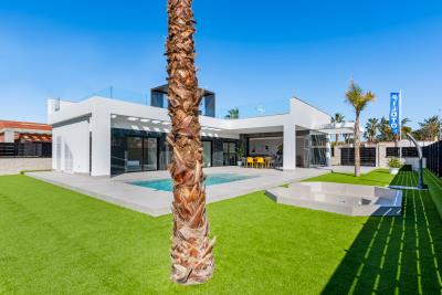 Oasis-Villas-Show-House-Model-Sun35