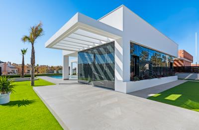 Oasis-Villas-Show-House-Model-Sun43
