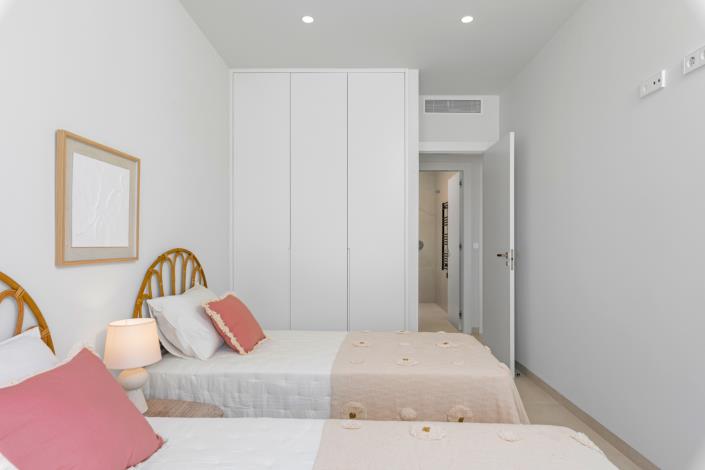 Image No.23-3 Bed Villa for sale