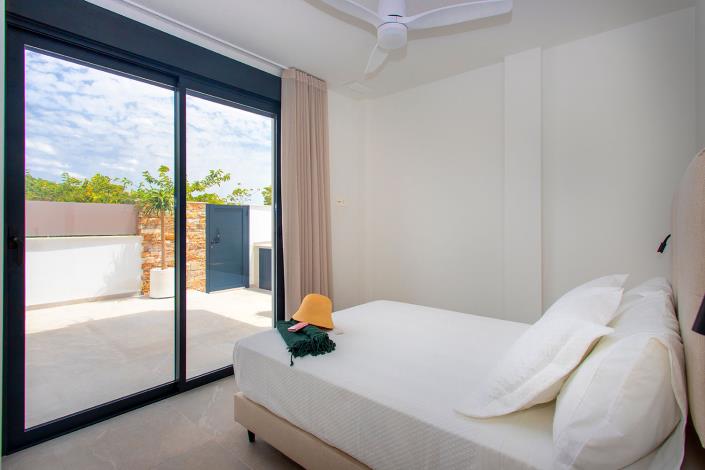 Image No.27-3 Bed Villa for sale