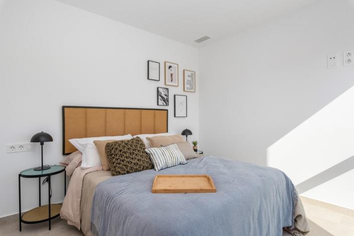 Image No.14-3 Bed Villa / Detached for sale