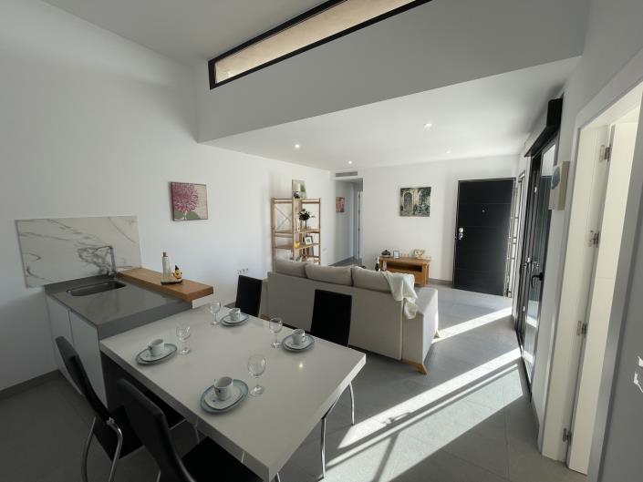 Image No.10-Villa de 2 chambres à vendre à Roldan