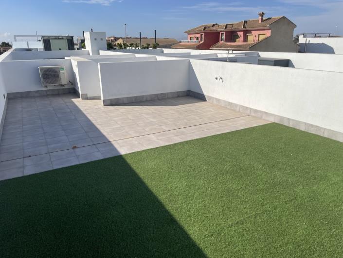 Image No.15-Villa de 2 chambres à vendre à Roldan