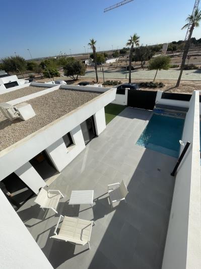 Image No.5-Villa de 2 chambres à vendre à Roldan