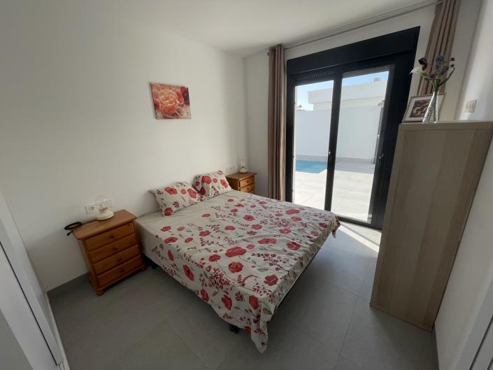 Image No.14-Villa de 2 chambres à vendre à Roldan