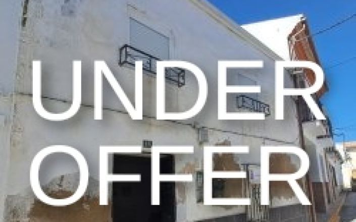 Image No.1-3 Bed House for sale