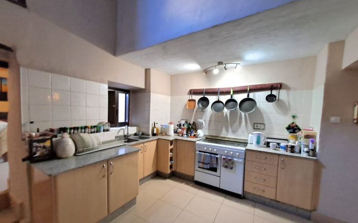 Image No.5-3 Bed House for sale