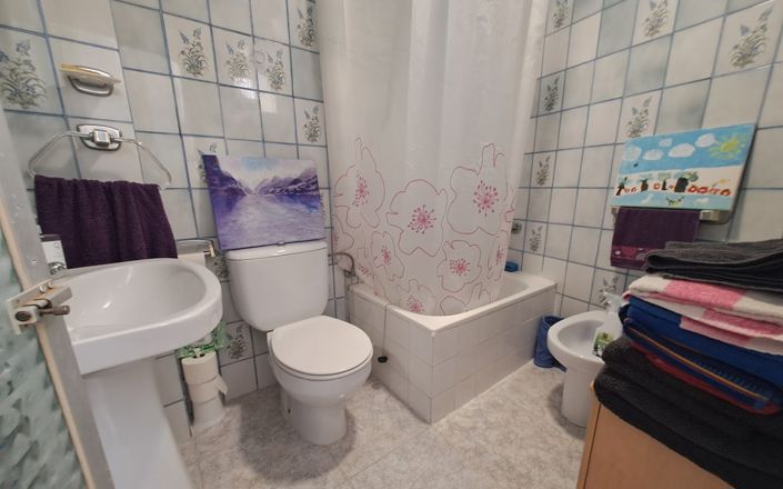 Image No.19-4 Bed House for sale