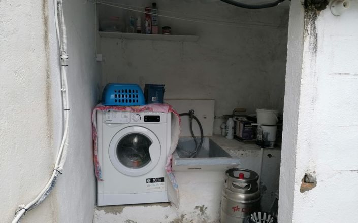 Image No.13-1 Bed House for sale