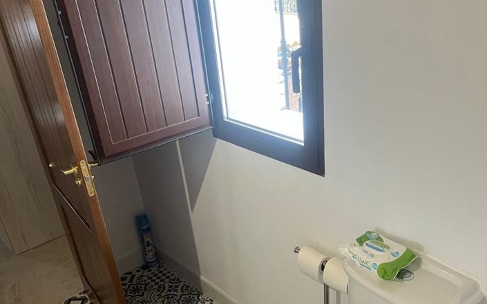 Image No.38-4 Bed House for sale