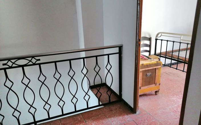 Image No.28-5 Bed House for sale